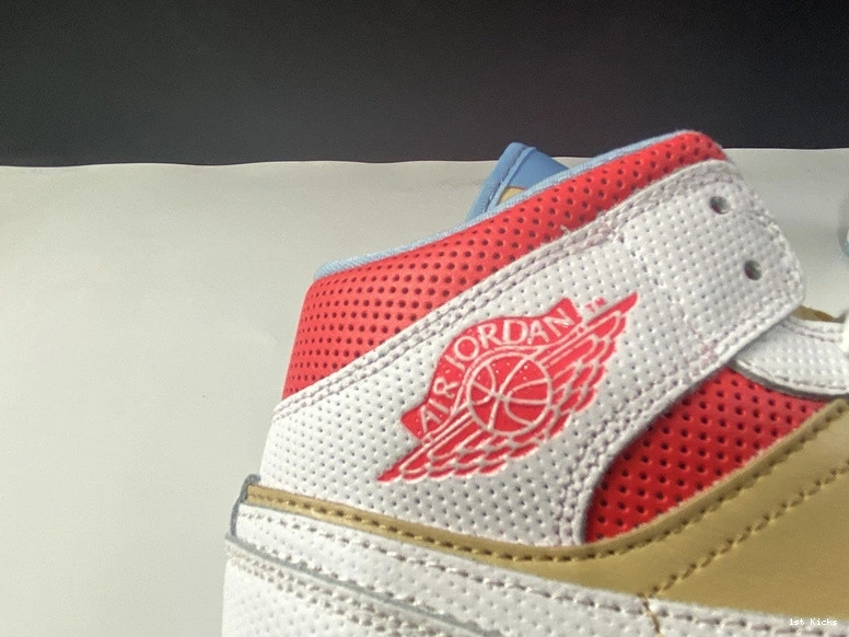 1 Jordan - Mid SE (W) Sesame CZ0774-200 0831
